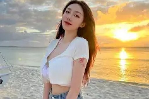 你刷到的爆款起号帖子这10万人流水线制造