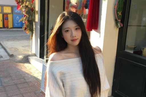 “娇妻”流水线上躺满绝望主妇